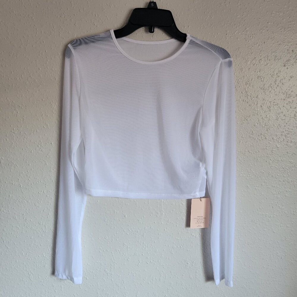 SHEIN Bae Woman's White Tees